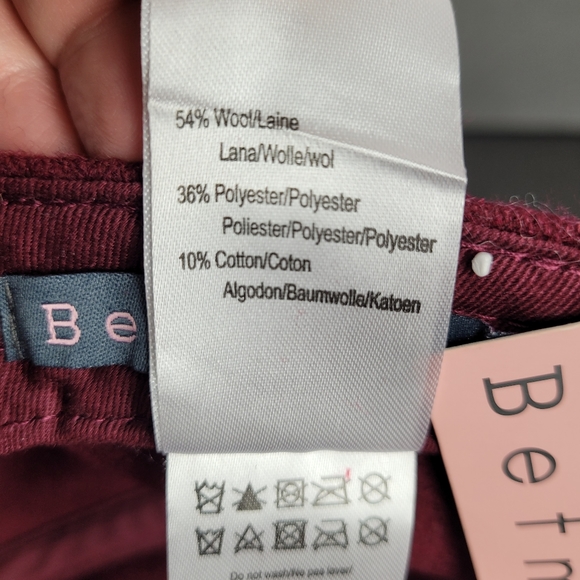 Betmar Pom Pom Cap Hat NEW - Picture 7 of 8